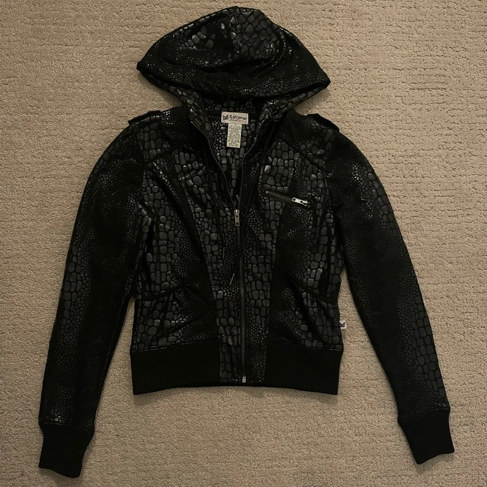 Black Shiny Zip Up - Picture 2 of 8
